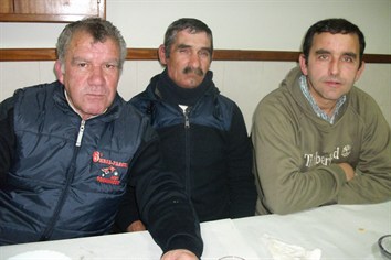 Pel trio.jpg